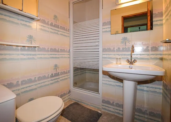 Lägenhet Gorgeous In Carcheto Brustico *