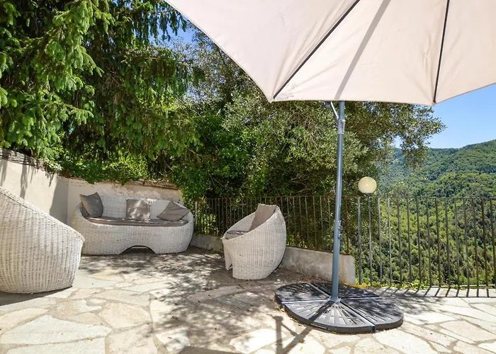 Gorgeous In Carcheto Brustico * Stazzona